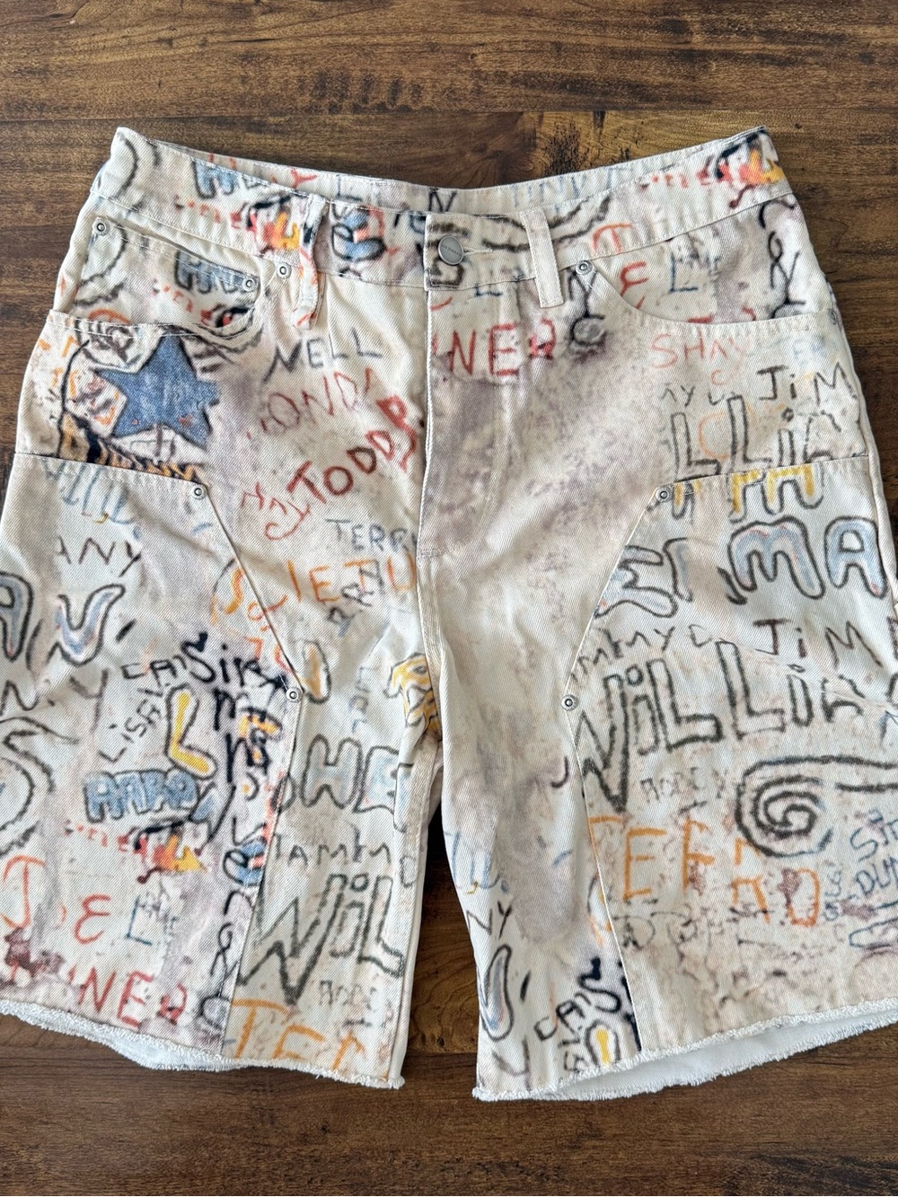 Air Jordan Printed Graffiti Twill Shorts Sail White HF9345-133